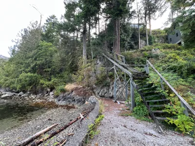 Coastal Engineering Support for Shoreline Stairs Installation